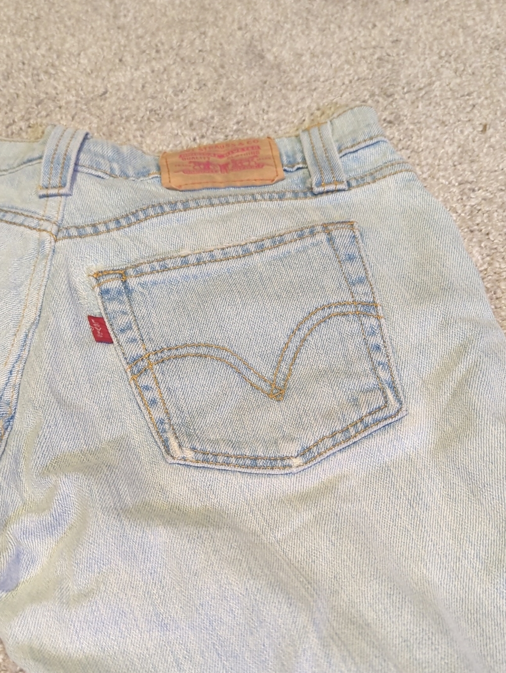 Levi's Light Wash Button Fly Straight Leg Blue Denim with Tan Label 5M Juniors - Picture 13 of 15